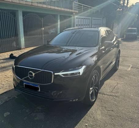 VOLVO XC60 2.0 D5 DIESEL MOMENTUM AWD GEARTRONIC